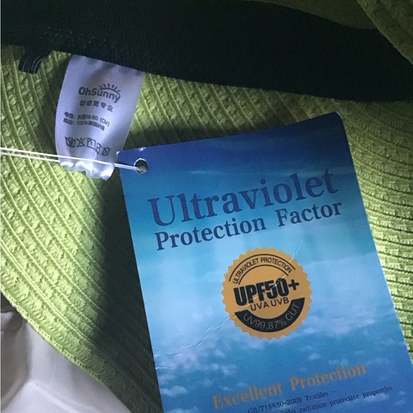 Oh Sunny green visor hat with carry on bag NWT - Picture 5 of 7